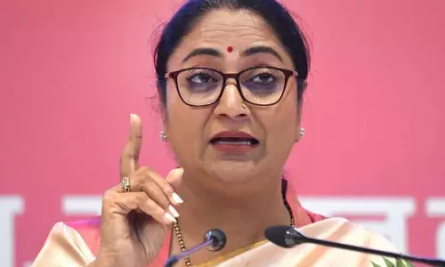 Delhi सरकार ने ट्रांसजेंडर के लिए मुफ़्त बस यात्रा को मंज़ूरी दी: CM रेखा गुप्ता