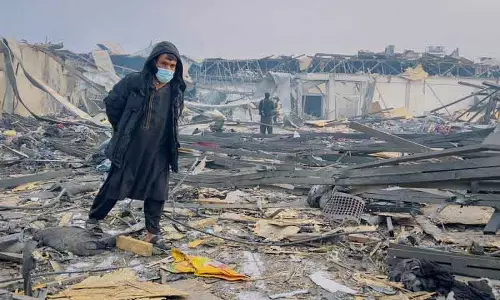 UN रैपर्टेयर ने Afghanistan में Pakistani हवाई हमलों पर चिंता जताई, तनाव कम करने की अपील UN रैपर्टेयर ने Afghanistan में Pakistani हवाई हमलों पर चिंता जताई, तनाव कम करने की अपील