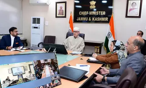 जमाखोरी और कालाबाज़ारी के खिलाफ कड़ी निगरानी सुनिश्चित करें: CM Omar जमाखोरी और कालाबाज़ारी के खिलाफ कड़ी निगरानी सुनिश्चित करें: CM Omar