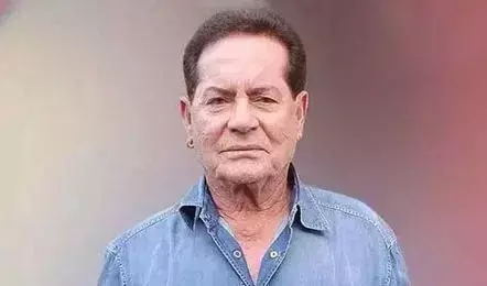 पटकथा लेखक Salim खान मुंबई के अस्पताल से डिस्चार्ज हुए पटकथा लेखक Salim खान मुंबई के अस्पताल से डिस्चार्ज हुए