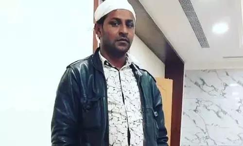 Bengaluru : क्रिकेट बैट से पीट-पीटकर मैकेनिक की हत्या Bengaluru : क्रिकेट बैट से पीट-पीटकर मैकेनिक की हत्या
