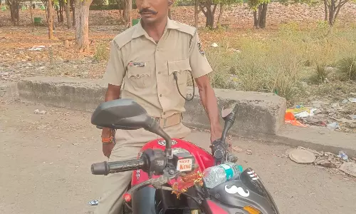 Attabira नकली पुलिसवाला गिरफ़्तार, कोर्ट में पेश
