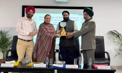 JAMMU: भारत में दक्षिण अफ्रीका के उच्चायुक्त ने JU में विशेष व्याख्यान दिया