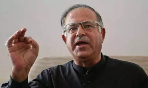 कश्मीर में हिरासत में लिए गए सभी युवाओं को रिहा करें: Karra