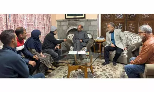 SRINAGAR: सलाहकार नासिर वानी ने प्रतिनिधिमंडलों से मुलाकात की