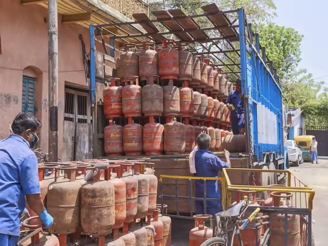 Pauri Garhwal: LPG वितरण में पारदर्शिता बढ़ाने का प्रयास, गैस संकट रोकने की पहल