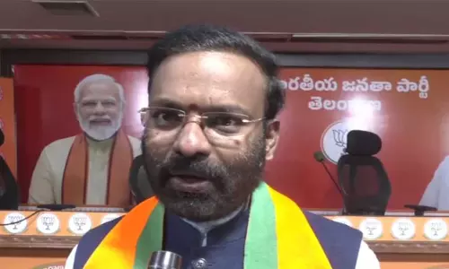 BJP नेता वेंकटेश नेथा ने LPG की कमी को लेकर सचिन पायलट पर साधा निशाना BJP नेता वेंकटेश नेथा ने LPG की कमी को लेकर सचिन पायलट पर साधा निशाना