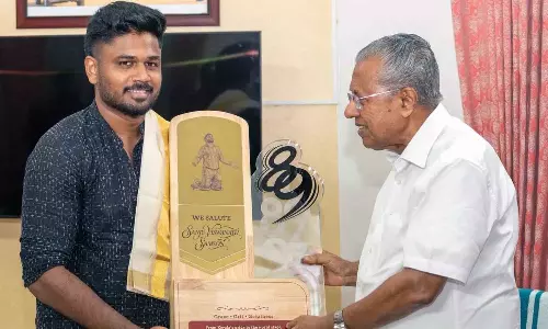 पिनाराई विजयन ने Sanju Samson की जमकर की तारीफ पिनाराई विजयन ने Sanju Samson की जमकर की तारीफ