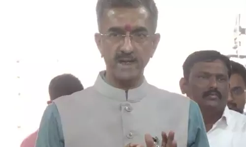 महाराष्ट्र के मंत्री ने धर्म की स्वतंत्रता विधेयक पर शिवसेनाUBT विधायक के भाषण का हवाला दिया