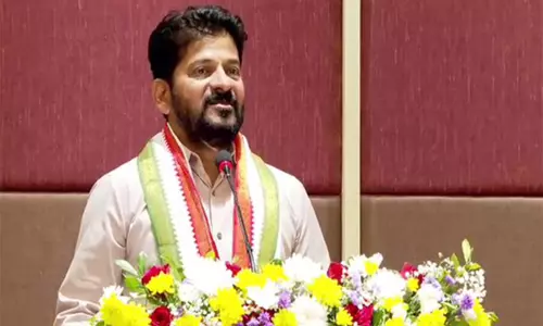तेलंगाना के CM रेड्डी ने नंदिनी सिद्दा रेड्डी को साहित्य अकादमी पुरस्कार के लिए बधाई दी