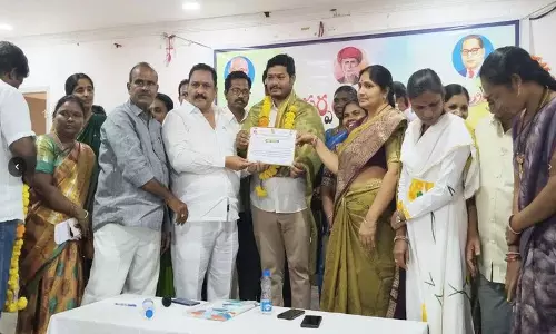Bhadradri Kothagudem को नया सरपंच निकाय प्रमुख मिला Bhadradri Kothagudem को नया सरपंच निकाय प्रमुख मिला