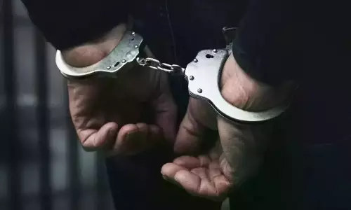 Prakasam में सड़क हादसे के बाद 19 किलो गांजा बरामद, एक गिरफ्तार
