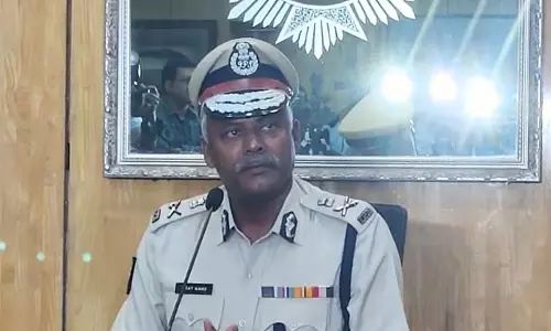 Kolkata पुलिस अपनी ज़िम्मेदारियों को संभालने में अक्षम नहीं है: CP अजय कुमार नंदा Kolkata पुलिस अपनी ज़िम्मेदारियों को संभालने में अक्षम नहीं है: CP अजय कुमार नंदा