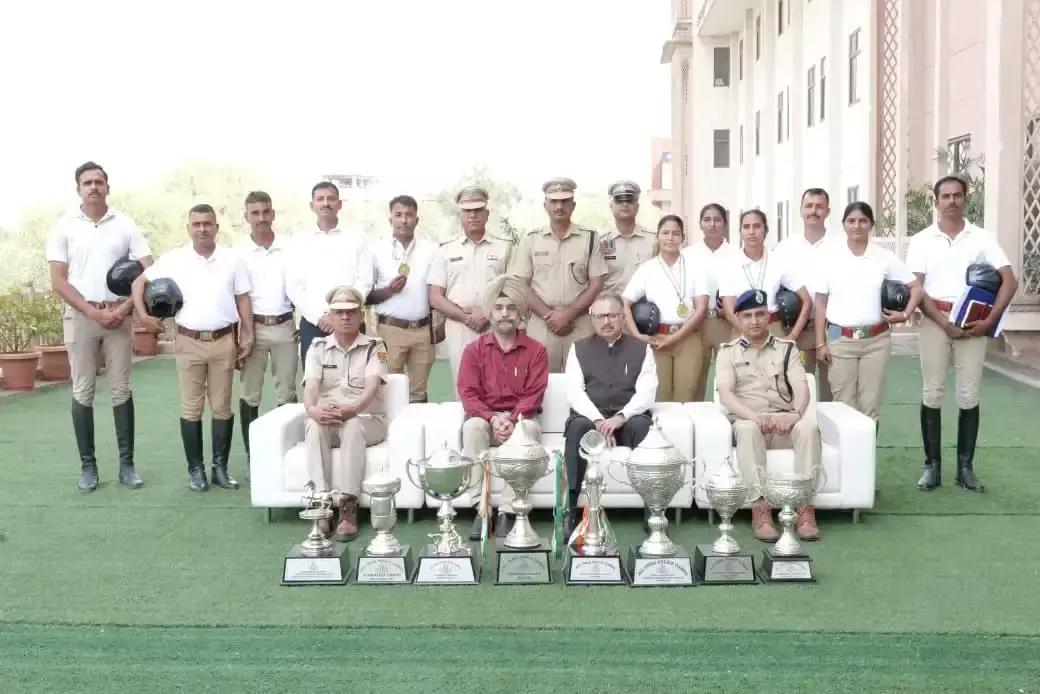Jaipur: राजस्थान पुलिस ने खेलों में सफलता पर सम्मान दिया Jaipur: राजस्थान पुलिस ने खेलों में सफलता पर सम्मान दिया
