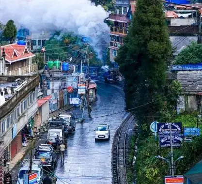 Sikkim: दार्जिलिंग और कलिम्पोंग ज़िले 23 अप्रैल के चुनावों की तैयारी में जुटे Sikkim: दार्जिलिंग और कलिम्पोंग ज़िले 23 अप्रैल के चुनावों की तैयारी में जुटे