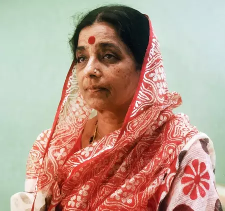 ग्रामोफोन से सीखा संगीत, सुलोचना चव्हाण बनीं लावणी की मिसाल ग्रामोफोन से सीखा संगीत, सुलोचना चव्हाण बनीं लावणी की मिसाल