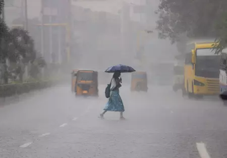 चक्रवात के कारण पश्चिमी घाट और दक्षिणी तमिलनाडु में बारिश की संभावना चक्रवात के कारण पश्चिमी घाट और दक्षिणी तमिलनाडु में बारिश की संभावना