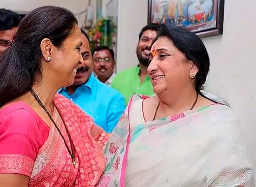 Mumbai: वॉकओवर से बारामती सीट सुप्रिया सुले के नाम Mumbai: वॉकओवर से बारामती सीट सुप्रिया सुले के नाम