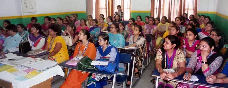 Punjab शिक्षक संघ ने सालाना परीक्षाओं के बीच ट्रेनिंग निर्धारित करने पर शिक्षा विभाग की आलोचना की Punjab शिक्षक संघ ने सालाना परीक्षाओं के बीच ट्रेनिंग निर्धारित करने पर शिक्षा विभाग की आलोचना की