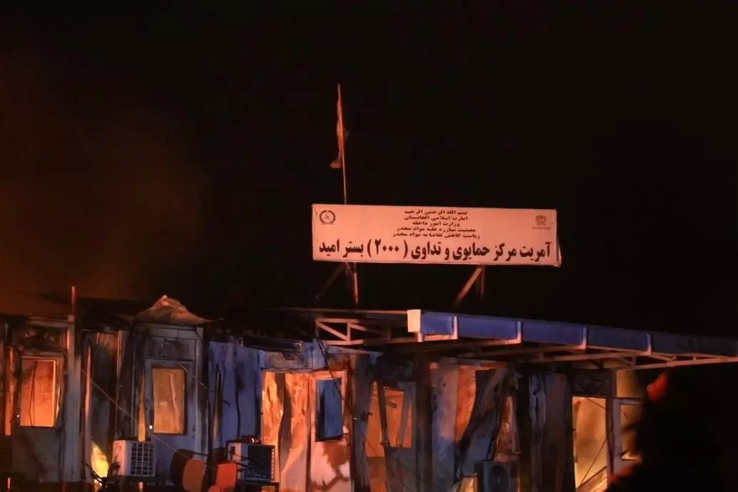 Taliban: काबुल के पुनर्वास केंद्र पर पाकिस्तानी हवाई हमले में सैकड़ों लोग मारे गए Taliban: काबुल के पुनर्वास केंद्र पर पाकिस्तानी हवाई हमले में सैकड़ों लोग मारे गए