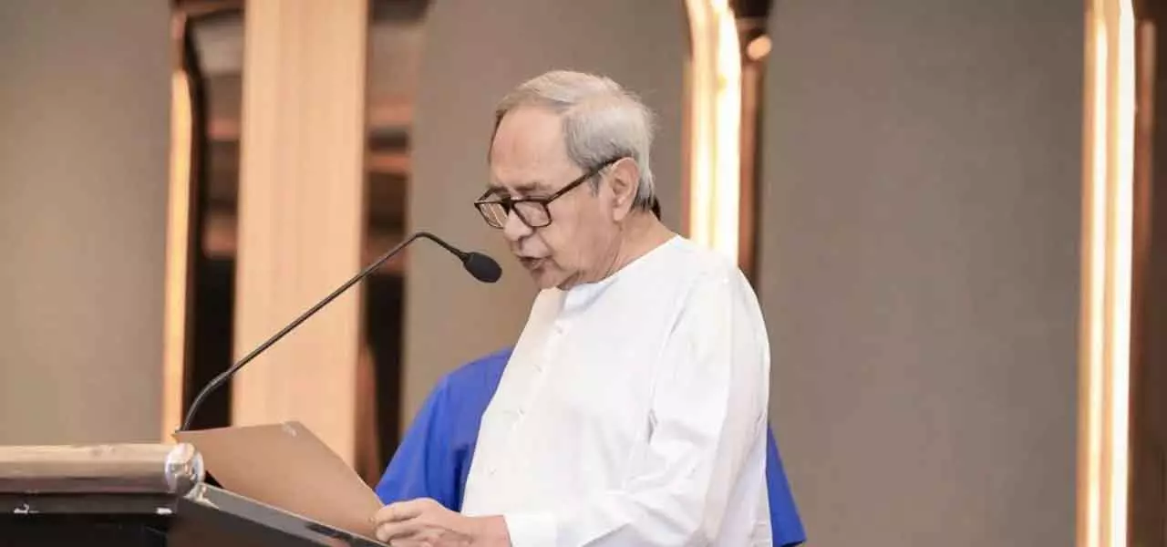Naveen Patnaik ने स्वास्थ्य मंत्री के इस्तीफ़े और पीड़ितों के लिए ₹50 लाख की अनुग्रह राशि की मांग की Naveen Patnaik ने स्वास्थ्य मंत्री के इस्तीफ़े और पीड़ितों के लिए ₹50 लाख की अनुग्रह राशि की मांग की