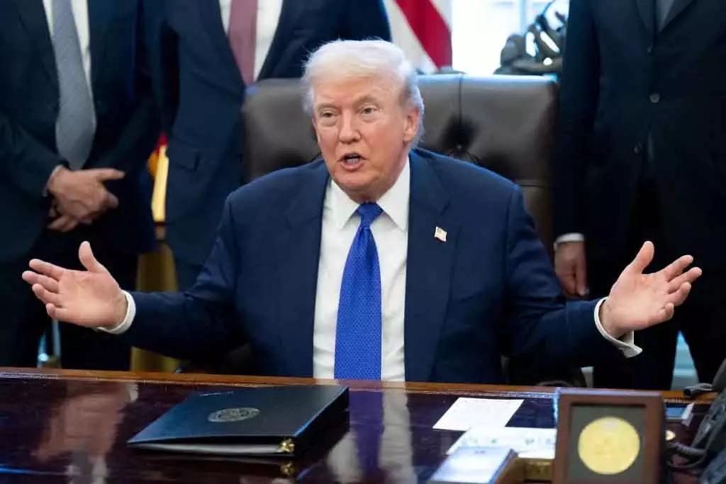 Trump: ईरान युद्ध जल्द खत्म हो सकता है Trump: ईरान युद्ध जल्द खत्म हो सकता है