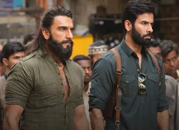 Dhurandhar: The Revenge 235 मिनट की है, रनटाइम पर बहस छिड़ गई Dhurandhar: The Revenge 235 मिनट की है, रनटाइम पर बहस छिड़ गई