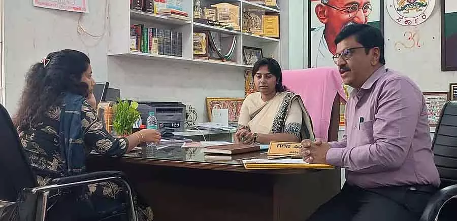 Sidlaghatta : SSLC परीक्षाओं का सामना शांत मन से करने की सलाह Sidlaghatta : SSLC परीक्षाओं का सामना शांत मन से करने की सलाह