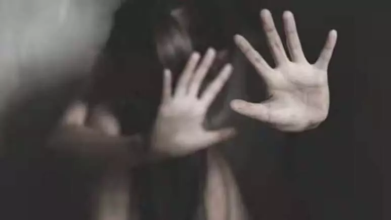 सामूहिक दुष्कर्म, मजदूर महिला को स्थानीय युवकों ने बनाया निशाना सामूहिक दुष्कर्म, मजदूर महिला को स्थानीय युवकों ने बनाया निशाना