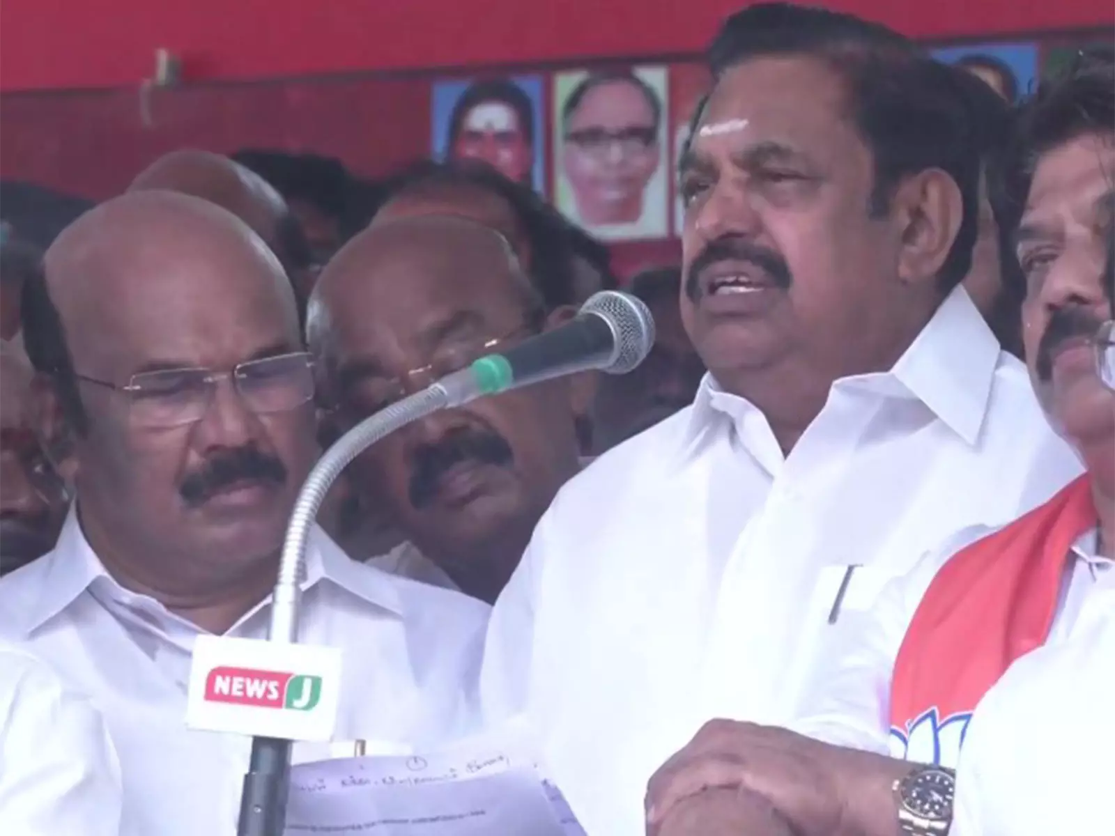 स्टालिन तो बस एक कठपुतली CM हैं: EPS ने DMK सरकार पर साधा निशाना स्टालिन तो बस एक कठपुतली CM हैं: EPS ने DMK सरकार पर साधा निशाना