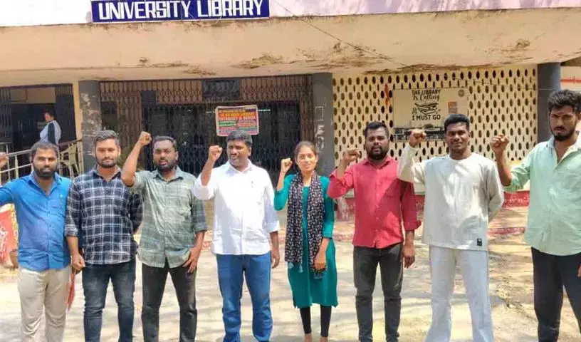 रेलवे कोच फैक्ट्री में केवल स्थानीय युवाओं को ही नौकरी दी जानी चाहिए: Doggela Tirupati रेलवे कोच फैक्ट्री में केवल स्थानीय युवाओं को ही नौकरी दी जानी चाहिए: Doggela Tirupati