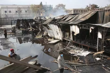 अफगानिस्तान में पाकिस्तानी हवाई हमले के बाद यूएनएएमए की अपील अफगानिस्तान में पाकिस्तानी हवाई हमले के बाद यूएनएएमए की अपील