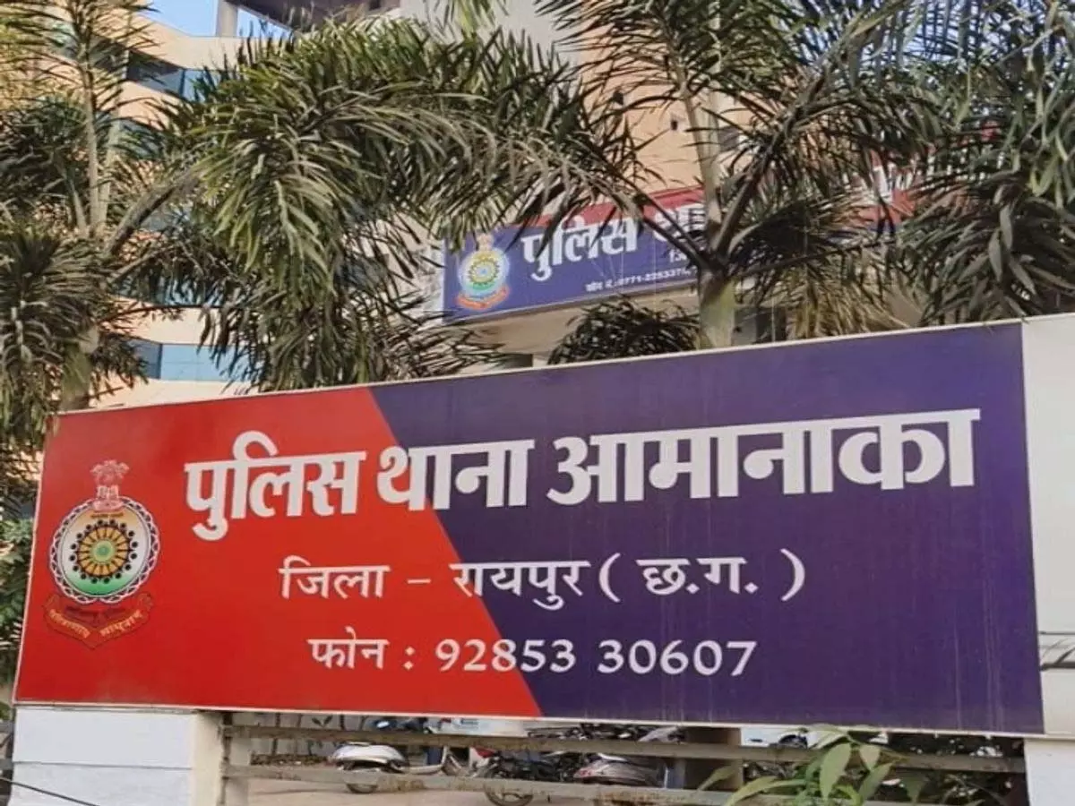 छठी कार्यक्रम के दौरान बवाल, कुल्हाड़ी से किया जानलेवा हमला छठी कार्यक्रम के दौरान बवाल, कुल्हाड़ी से किया जानलेवा हमला
