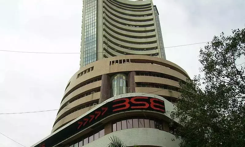 Indian शेयर बाजार में लगातार दूसरे दिन रिकवरी, सेंसेक्स 76,071 पर बंद Indian शेयर बाजार में लगातार दूसरे दिन रिकवरी, सेंसेक्स 76,071 पर बंद