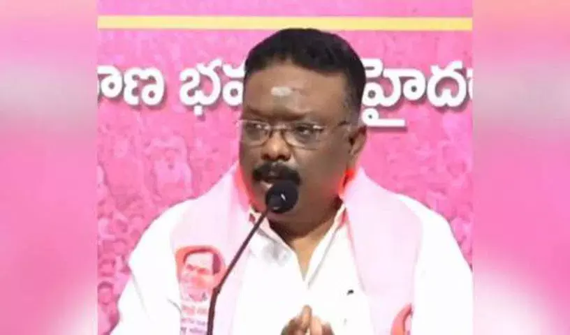 BRS MLC दासोजू श्रवण कुमार ने कांग्रेस सरकार पर हमला बोला BRS MLC दासोजू श्रवण कुमार ने कांग्रेस सरकार पर हमला बोला