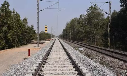 असम: रेलवे ने कनेक्टिविटी बढ़ाने के लिए फुरकटिंग-न्यू तिनसुकिया दोहरीकरण परियोजना को आगे बढ़ाया असम: रेलवे ने कनेक्टिविटी बढ़ाने के लिए फुरकटिंग-न्यू तिनसुकिया दोहरीकरण परियोजना को आगे बढ़ाया