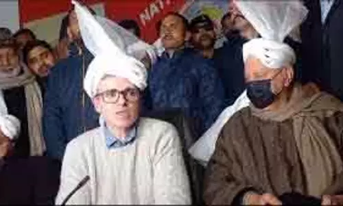 SRINAGAR डॉ. फारूक, उमर अब्दुल्ला ने वली मुहम्मद इटू को श्रद्धांजलि दी