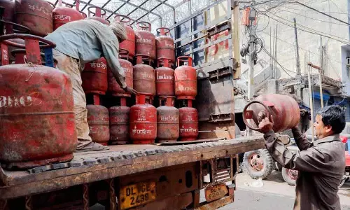 मांग-आपूर्ति में अंतर से पंजाब में LPG संकट और गहराया