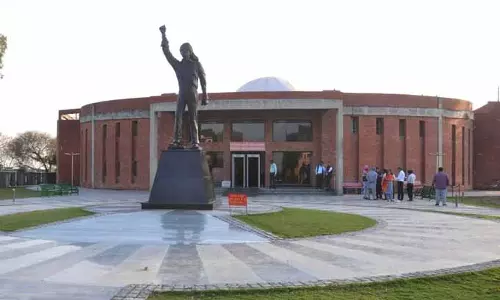 डीसी ने भगत सिंह, राजगुरु, Sukhdev के शहादत दिवस की तैयारियों की समीक्षा की