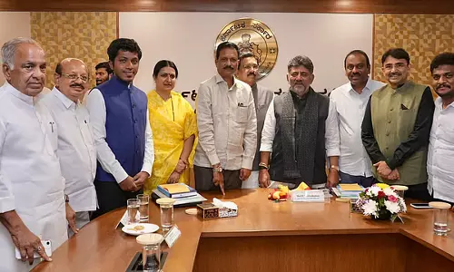 सभी दलों के सांसदों का एक प्रतिनिधिमंडल प्रधानमंत्री से मुलाकात करेगा - D.K. Shivakumar.