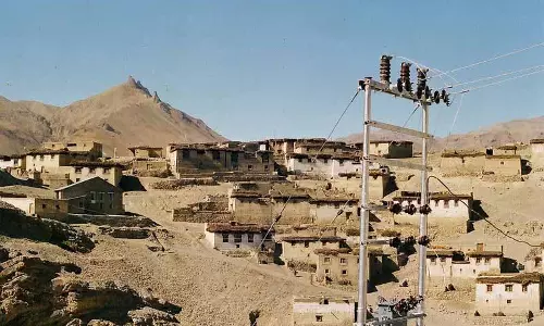 HPSEBL कर्मचारियों ने चेतावनी दी है कि इक्विटी पावर शिफ्ट के कारण टैरिफ में बढ़ोतरी HPSEBL कर्मचारियों ने चेतावनी दी है कि इक्विटी पावर शिफ्ट के कारण टैरिफ में बढ़ोतरी