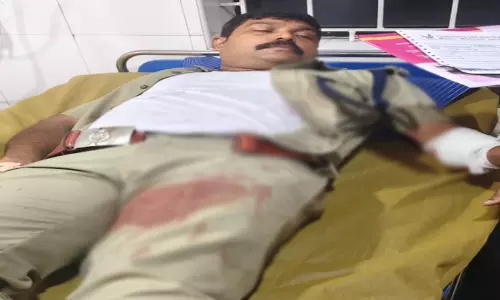 Kerala ; परप्पनंगडी SHO पर चाकू से हमला Kerala ; परप्पनंगडी SHO पर चाकू से हमला