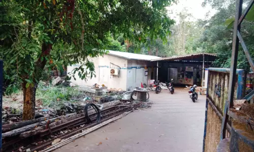 KSEB चारुम्मूडु कार्यालय भवन ढह गया