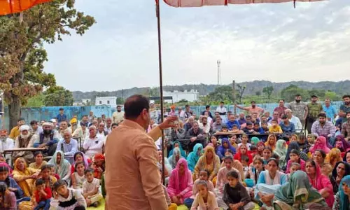 KATHUA: आज़ादी के बाद पहली बार फ़राल-चफ़ादेयान सड़क का निर्माण किया जा रहा KATHUA: आज़ादी के बाद पहली बार फ़राल-चफ़ादेयान सड़क का निर्माण किया जा रहा