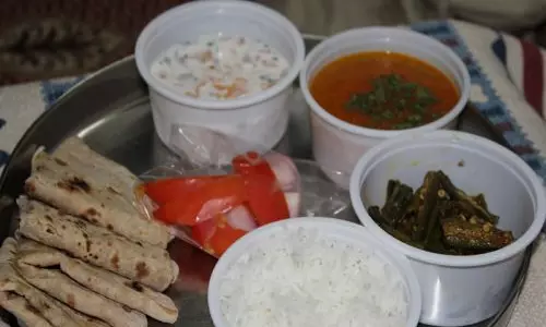 Jaipur: करुणा और सेवा की पहचान बनी अन्नपूर्णा रसोई Jaipur: करुणा और सेवा की पहचान बनी अन्नपूर्णा रसोई