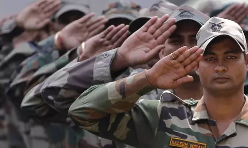 रायपुर सेना भर्ती कार्यालय की पहल, जिले के युवाओं के लिए सुनहरा मौका रायपुर सेना भर्ती कार्यालय की पहल, जिले के युवाओं के लिए सुनहरा मौका
