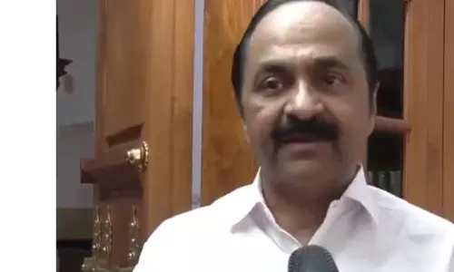 सतीशन ने MCC उल्लंघन पर KSRTC बसों में प्रचार का मुद्दा उठाया सतीशन ने MCC उल्लंघन पर KSRTC बसों में प्रचार का मुद्दा उठाया