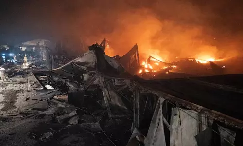 रमजान इफ्तार के दौरान Kabul के अस्पताल पर हमला रमजान इफ्तार के दौरान Kabul के अस्पताल पर हमला
