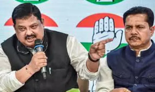 “Bordoloi पर हुसैन का वार, वफादारी पर उठे सवाल” “Bordoloi पर हुसैन का वार, वफादारी पर उठे सवाल”