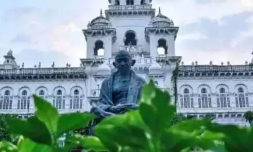 मूसी नदी पुनरुद्धार परियोजना को लेकर BRS ने तेलंगाना विधानसभा से वॉकआउट किया मूसी नदी पुनरुद्धार परियोजना को लेकर BRS ने तेलंगाना विधानसभा से वॉकआउट किया